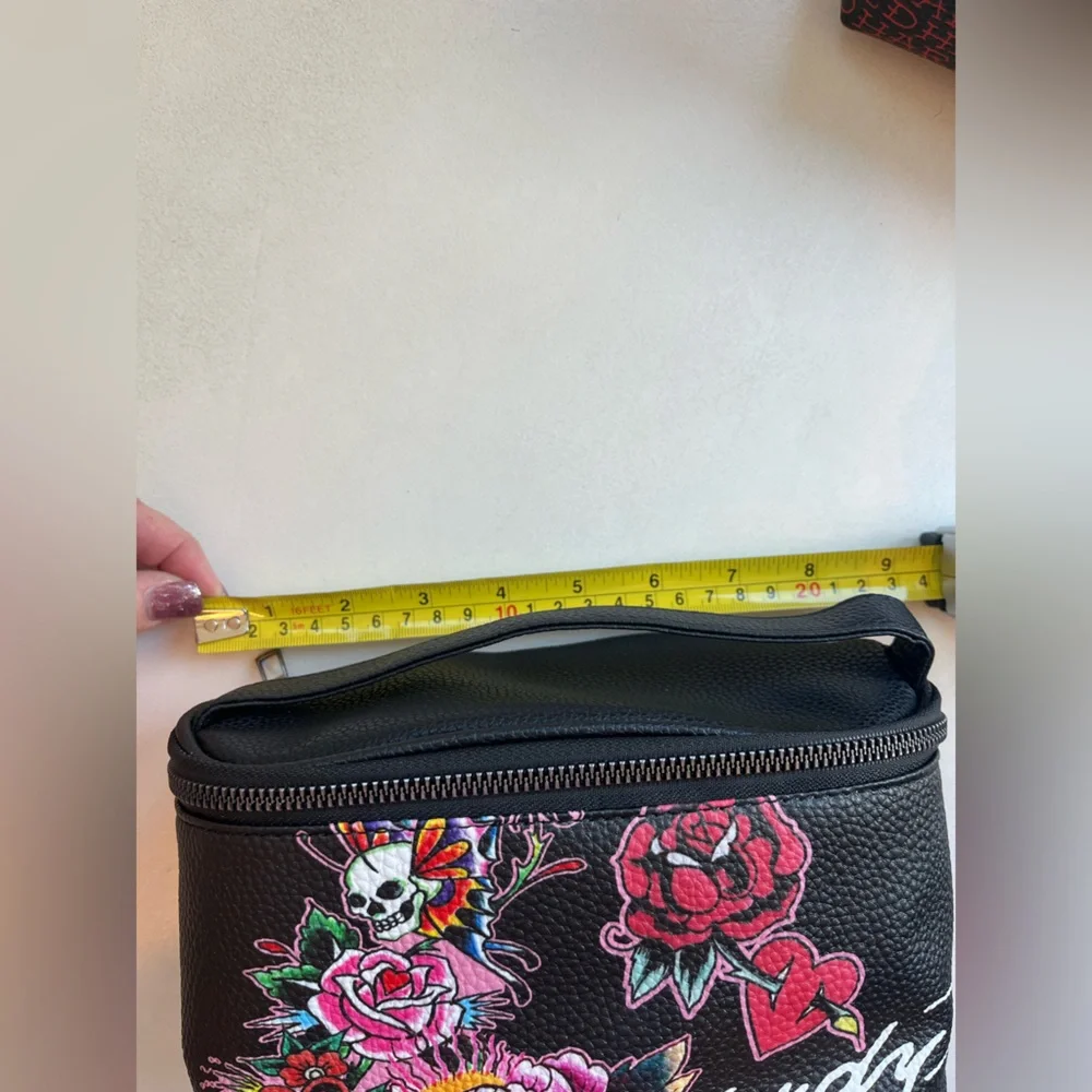 Ed Hardy Cosmetic Makeup Bag 4 Piece Set